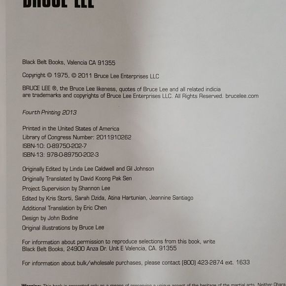 Bruce Lee Tao of Jeet Kune Do Book Expanded Edition 2013 - Picture 3 of 4